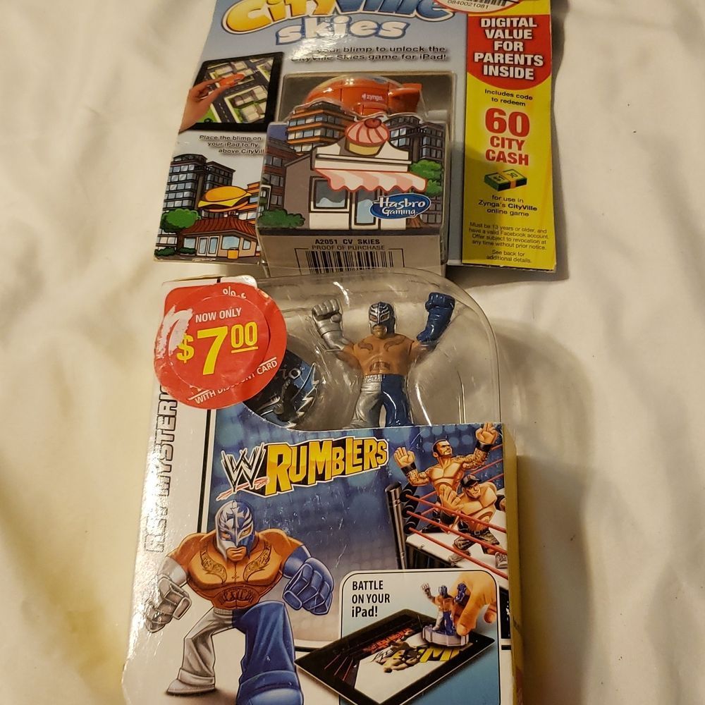 Online gaming pieces